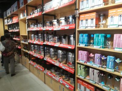 古交市家家利生活超市 化妆品批发的便捷之选